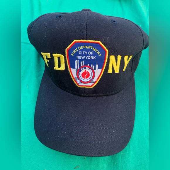 Misc hats - Picture 4 of 9